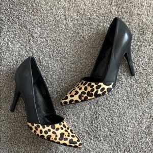 GUESS Leopard print heels